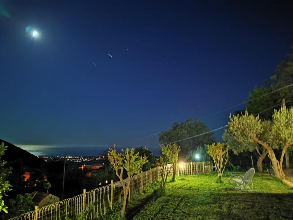 לינה וארוחת בוקר קאפאצ'יו-פאסטום Casa Tommasini מראה חיצוני תמונה